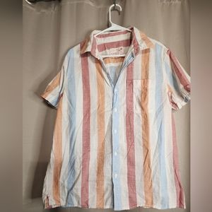 American Eagle Beachy Button Up